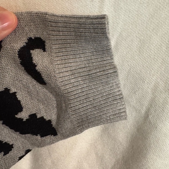 New with tags, ladies crewneck colorblock sweater size XL by prettygarden - Picture 7 of 10